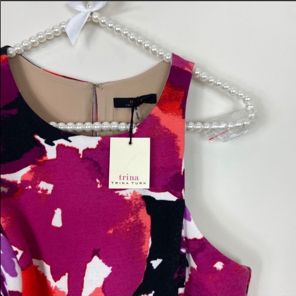 Trina Turk Floral Fit and Flare Dress size 4 - Picture 3 of 8